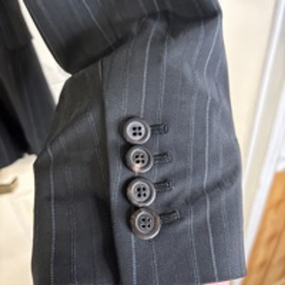 Women's Elie Tahari Blazer Size Unspecified Black Pinstripe(420T) - Picture 6 of 10
